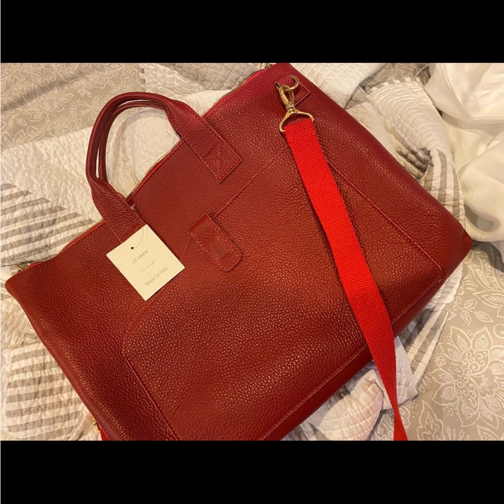 Terrida Red Handbag - Picture 8 of 11